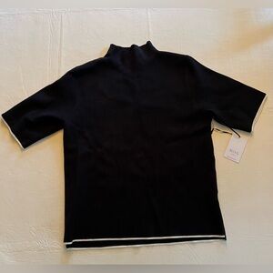 Week & simple black short sleeve mock sweater top with white trim